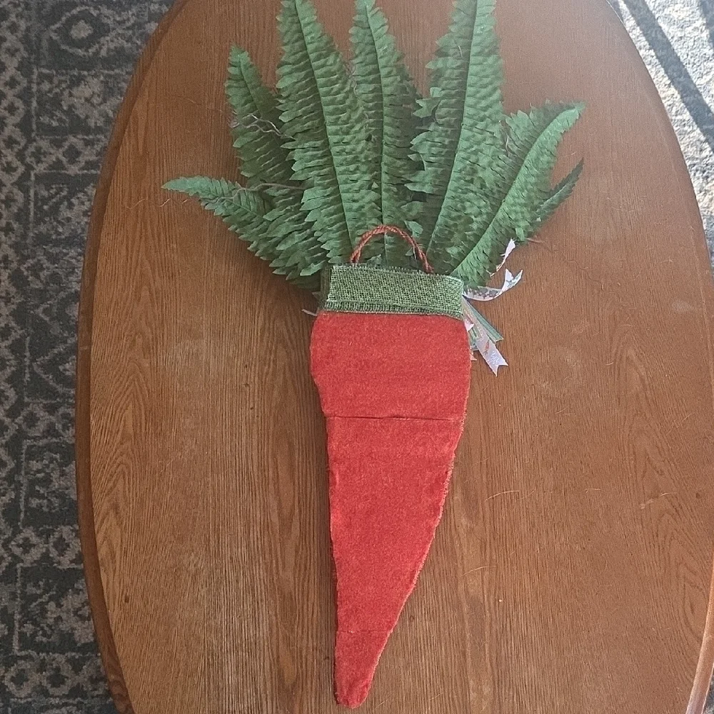 Festive Orange Carrot Wall Hanging